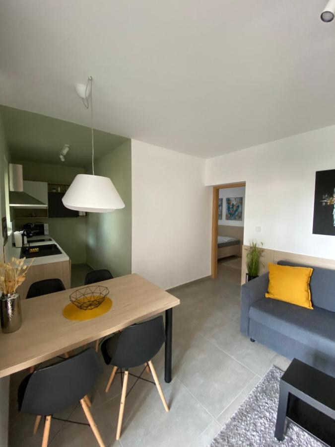 Harkány Maxim Apartments מראה חיצוני תמונה