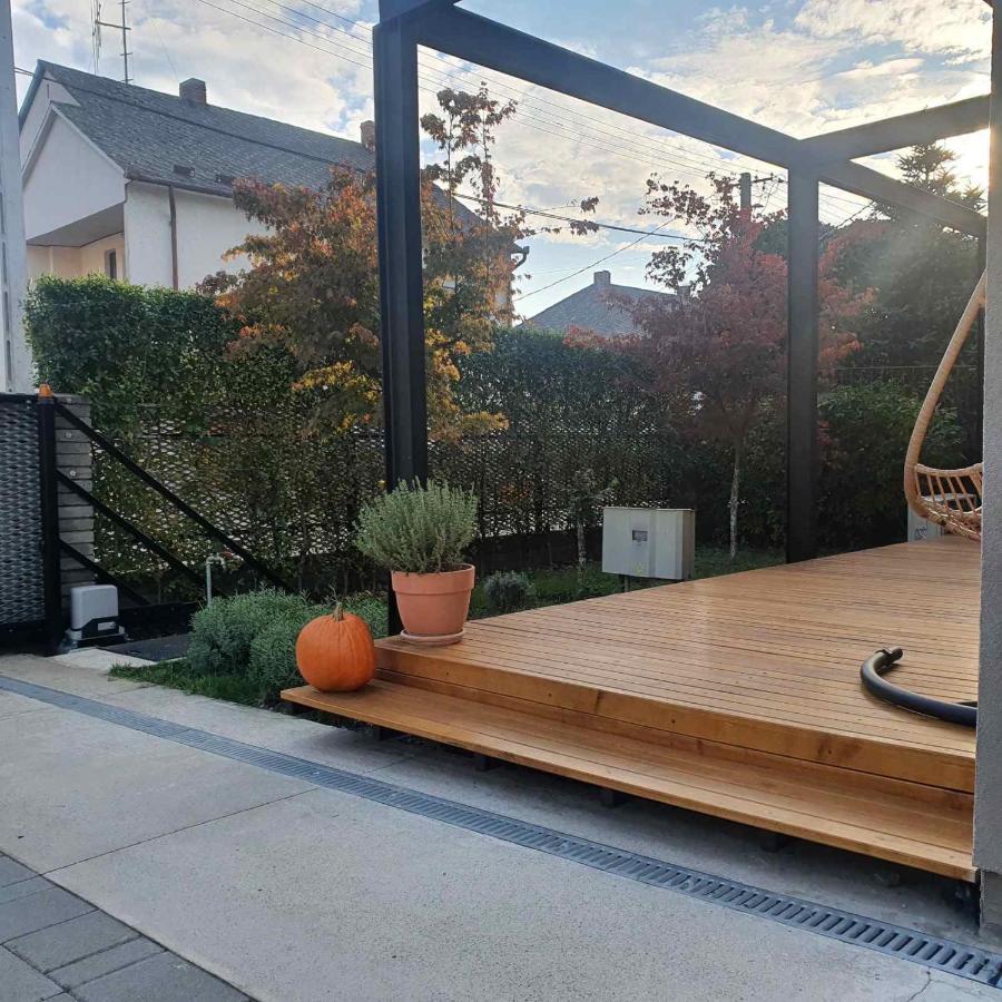 Harkány Maxim Apartments מראה חיצוני תמונה
