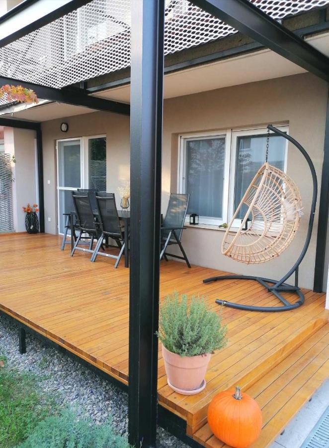 Harkány Maxim Apartments מראה חיצוני תמונה